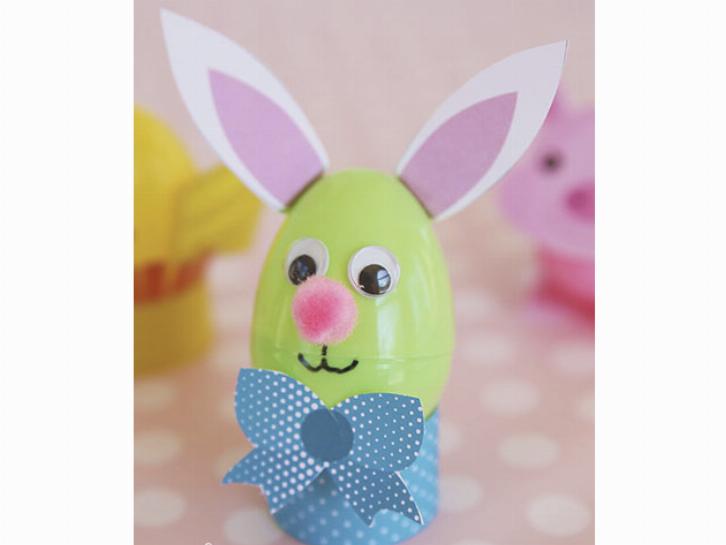 Кролик из пластмассового яйца